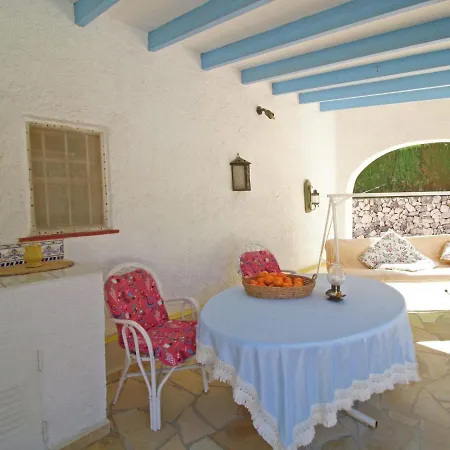 Holiday Villa 3Km From The Beach With A Private Pool *