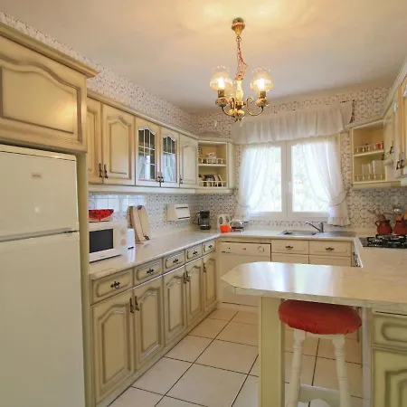 Holiday Villa 3Km From The Beach With A Private Pool 卡尔佩
