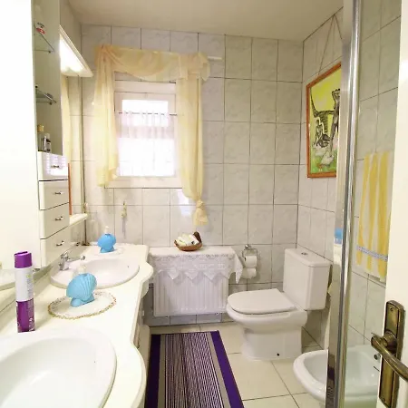 Holiday Villa 3Km From The Beach With A Private Pool 度假居
